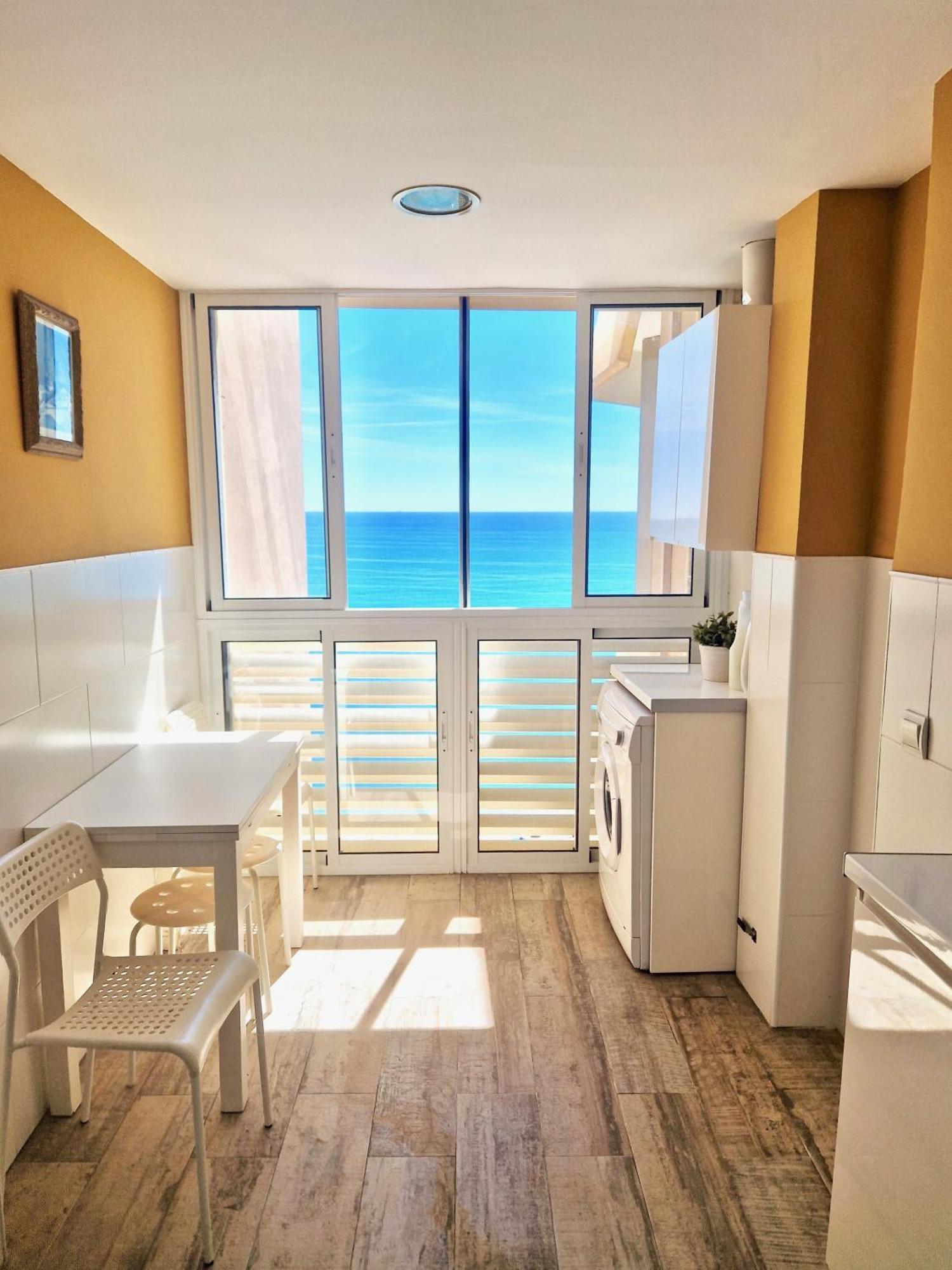 Sr Malagueta Beach Front Wonderful Sea View Málaga Extérieur photo